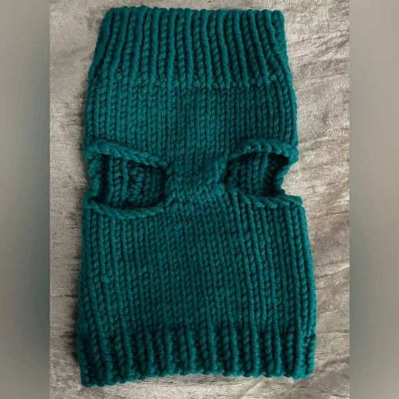 Teal Green Cable Knit Dog Or Cat Sweater | Mock Neck | Small | New - Picture 2 of 4